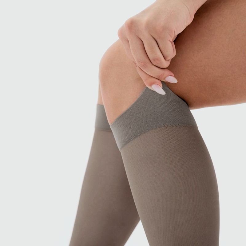 Компрессионные гольфы 2С105 VENOTEKS, 2 класс купить в OrtoMir24