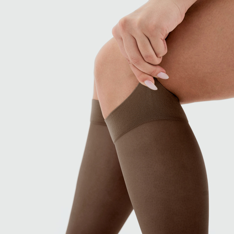 Компрессионные гольфы 2С105 VENOTEKS, 2 класс купить в OrtoMir24